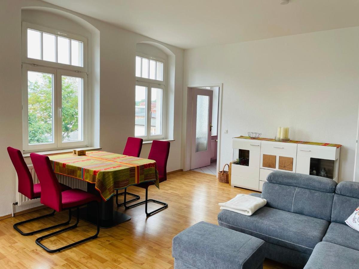 "Glueck Auf" Lichtdurchflutete Schicke Ferienwohnung In Zwickau Esterno foto