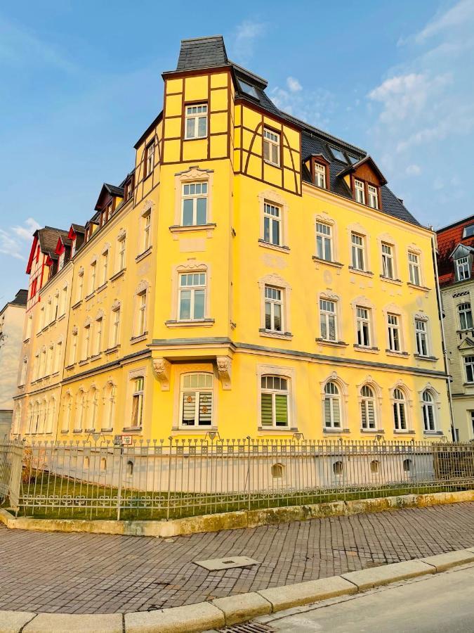 "Glueck Auf" Lichtdurchflutete Schicke Ferienwohnung In Zwickau Esterno foto