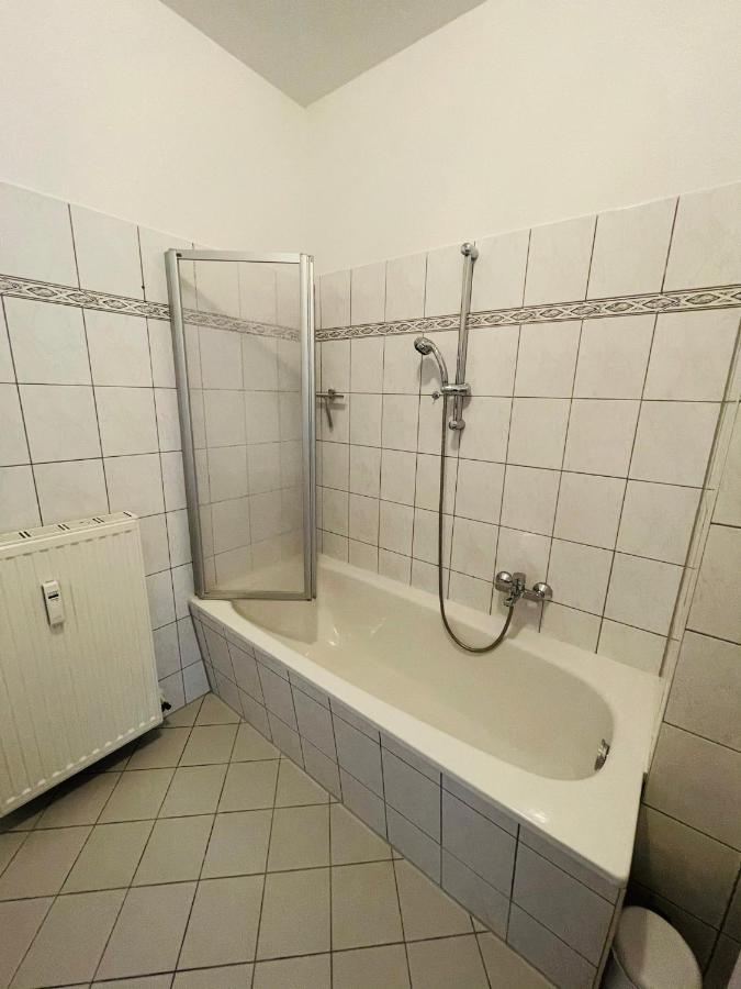 "Glueck Auf" Lichtdurchflutete Schicke Ferienwohnung In Zwickau Esterno foto